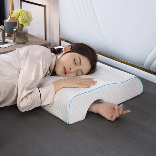 Arched couples pillow - couples, slow